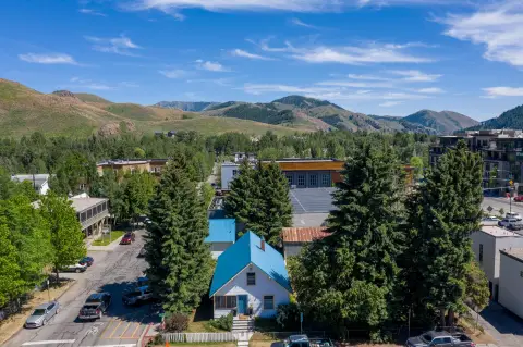 Ketchum Mixed-Use Property For Sale