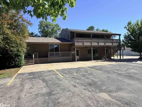 Mixed-Use Live-Work Building