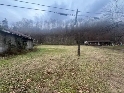 Residential Land in Shelbiana, KY