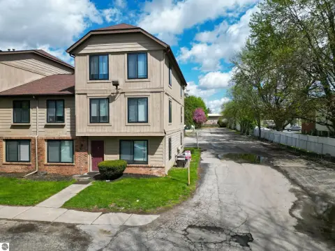 Mt Pleasant Condo Near CMU