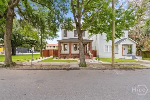 Restored Victorian Duplex Near Forsyth