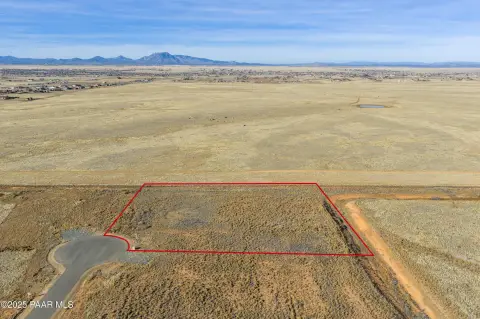 Two Acres in Ventura Ranch