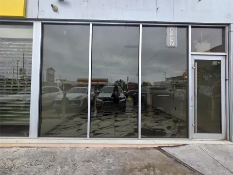 Prime Elmhurst Retail Space Available