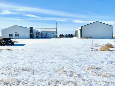 Warehouse Complex with Industrial Land