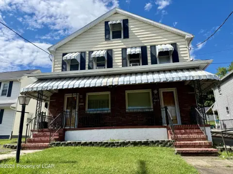 Duplex with Private Patio