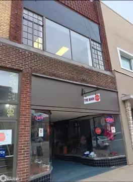 Three-Level Downtown Storefront