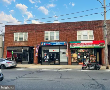 Mixed-Use Property in Clifton Heights