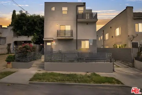 New Triplex in Boyle Heights