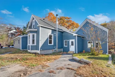 Duplex with In-Town Yard