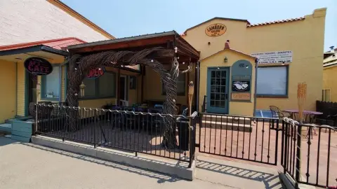 Historic Mixed-Use Building with Kitchen