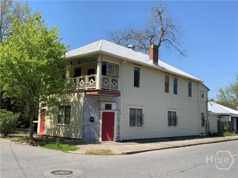 Savannah Commercial Space For Rent