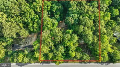 Expansive Land Parcel in Charlotte Hall