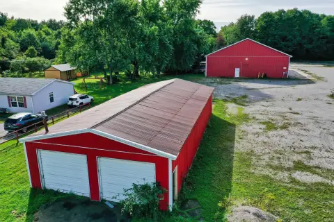Flex Space with Secondary Building