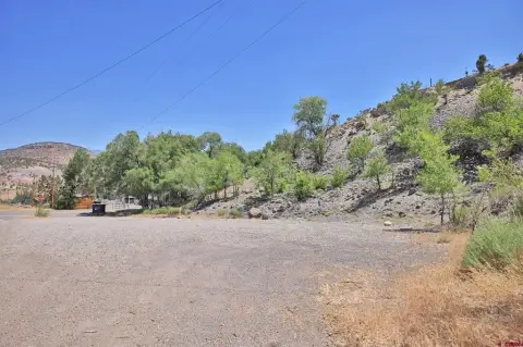 Vacant Corner Land with Utilities