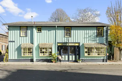 Prime Mixed-Use Cape May Opportunity