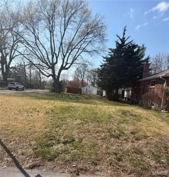 Vacant Corner Lot Ready