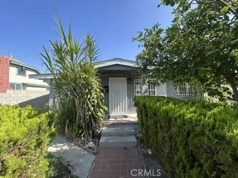 Four-Unit Bungalow Property