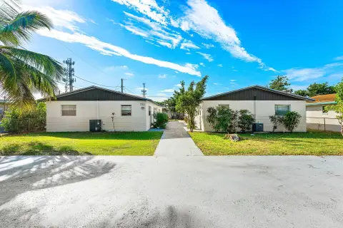 Lake Worth Beach Four-Plex Investment