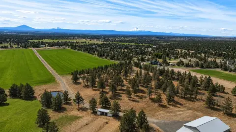 Terrebonne Farm with Water Rights