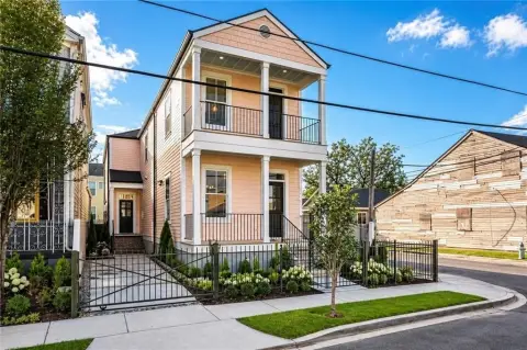 Duplex with Gated Parking