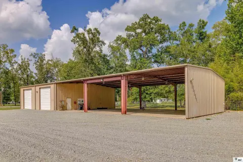 Gated Flex Warehouse Property