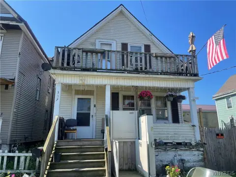 Duplex with Large Yard