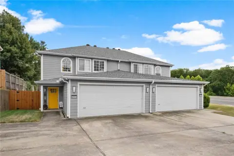 Updated Duplex With Garage Access