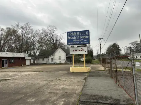 Pine Bluff Commercial Building For Sale