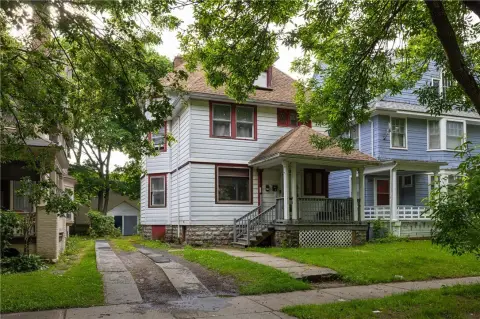 Duplex with Vacant and Tenanted Units