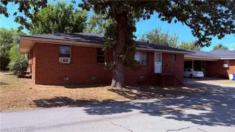 4-Unit Quadplex with New Roof