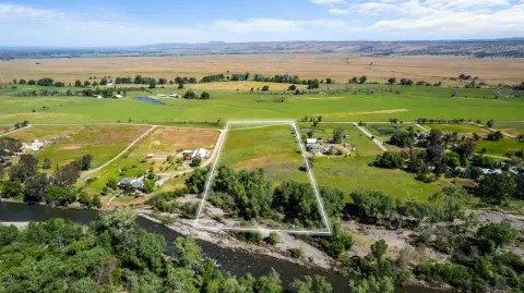 Creekside Pasture Land