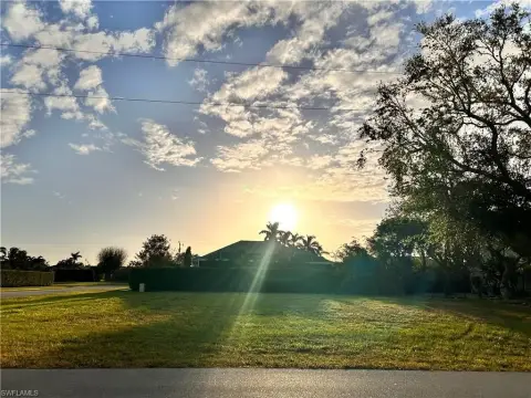 Marco Island Corner Lot