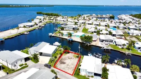Canal-Front Waterfront Lot
