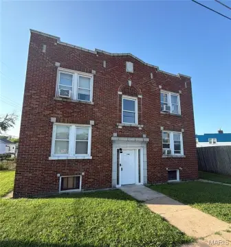 Brick Quadplex