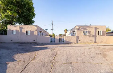 Four-Unit Bungalow Property