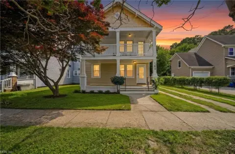Renovated Over-Under Duplex
