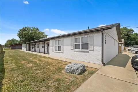 Brick Fourplex with Mix of Rentals