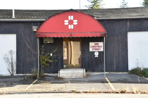 Standalone Office Building with Flexible Use