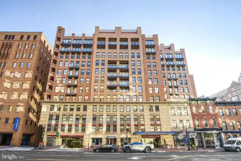 Three-Level Residential Apartment