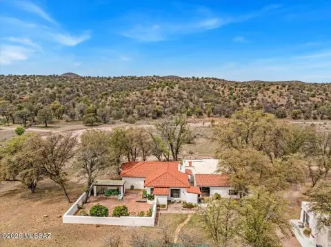 Historic Ranch with Equestrian Facilities