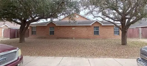 Edinburg Fourplex Near Businesses