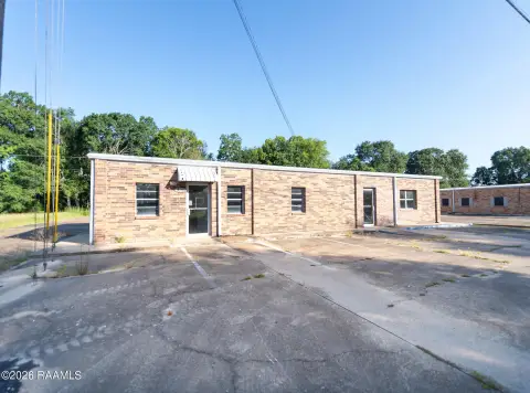 Office Building with Seven Offices