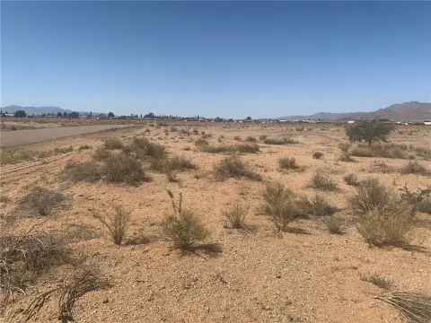 Kingman, AZ Land For Sale