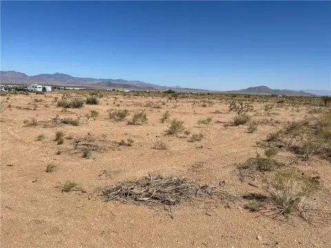 Kingman, AZ Off-Grid Land