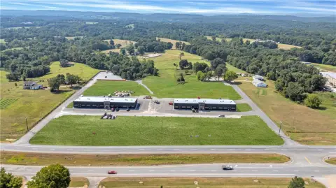 Multi-Tenant Flex Space Centers