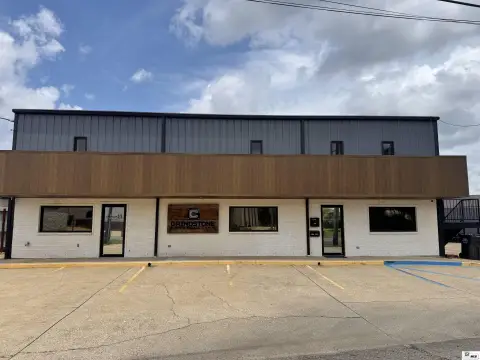 Renovated Flex Office/Warehouse
