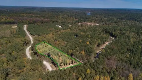 Shoreside Land Near Lewis Smith