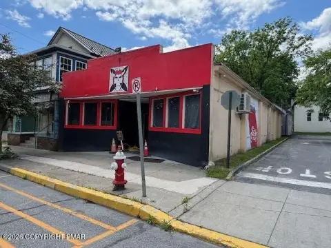 Versatile Retail-Office Storefront