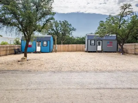 Turnkey Cabins Near Lake Brownwood