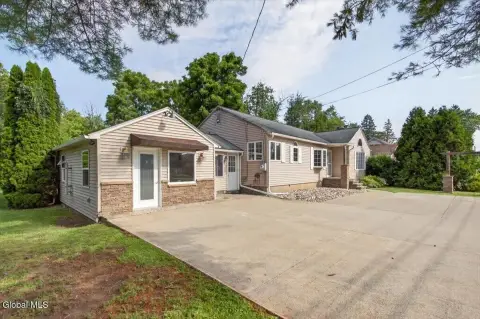 Live-Work Property with Attached Shop